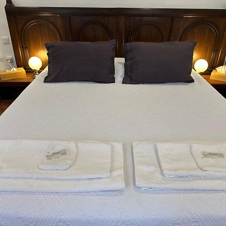 Chambre De Charme Au Coeur Du Vieux Valence - Confort & Calme エクステリア 写真