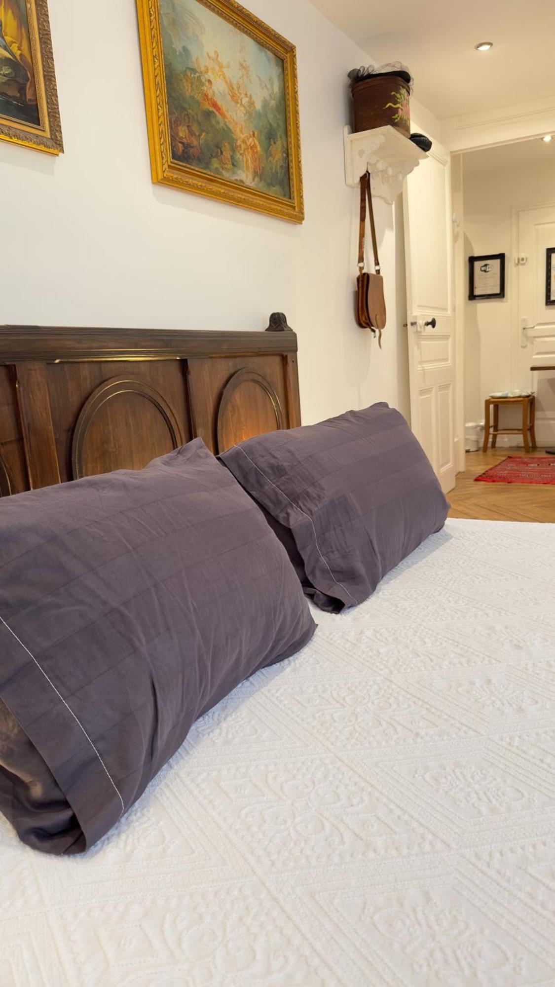 Chambre De Charme Au Coeur Du Vieux Valence - Confort & Calme エクステリア 写真